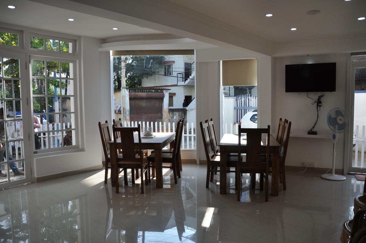 Daffodils Spice Court Hotel Kochi Екстериор снимка