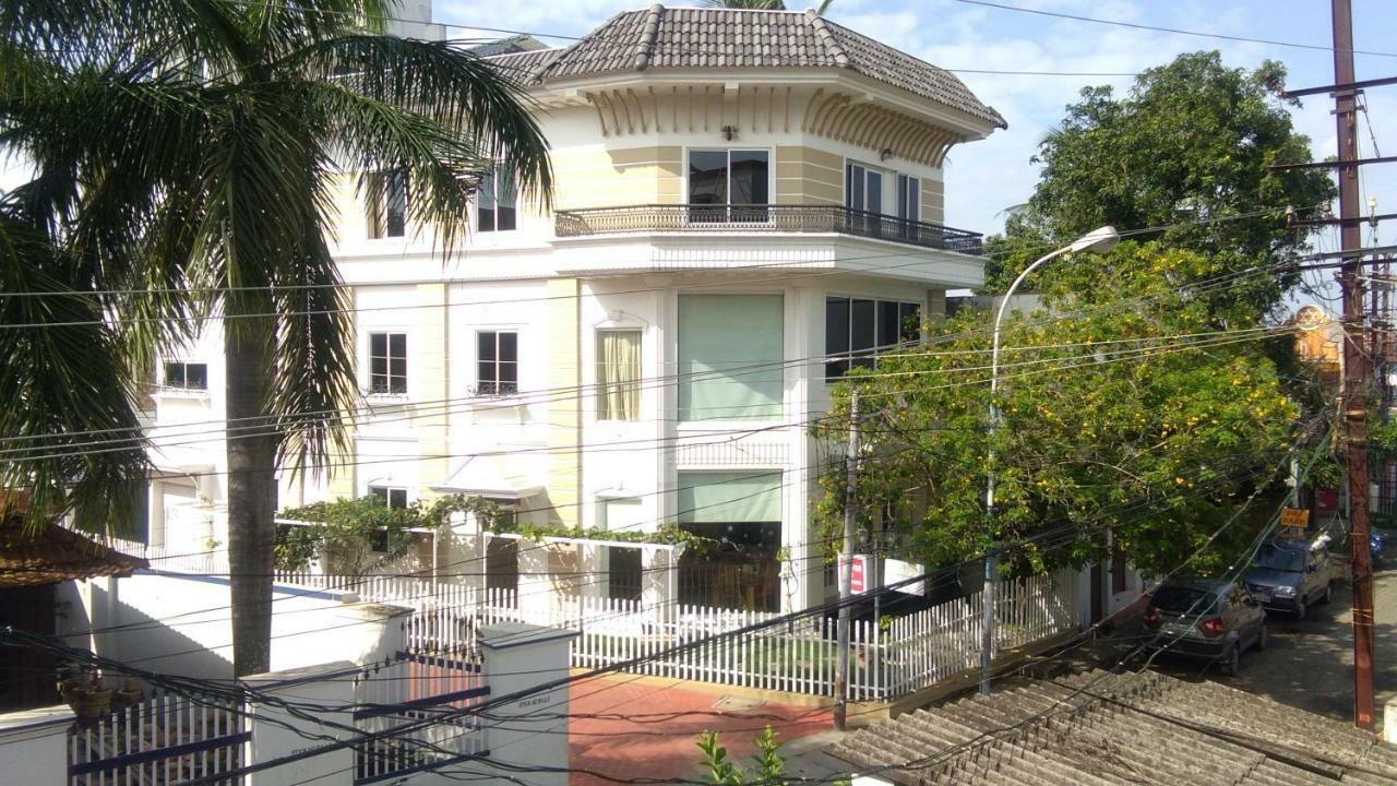Daffodils Spice Court Hotel Kochi Екстериор снимка